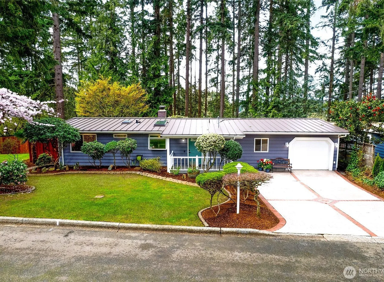 3909 151st Avenue SE, Bellevue, WA 98006