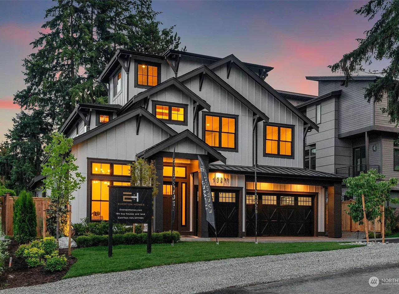 10211 NE 21st Place, Bellevue, WA 98004