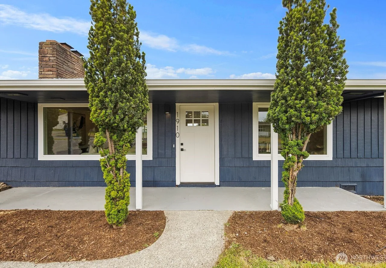1910 22nd Street, Anacortes, WA 98221